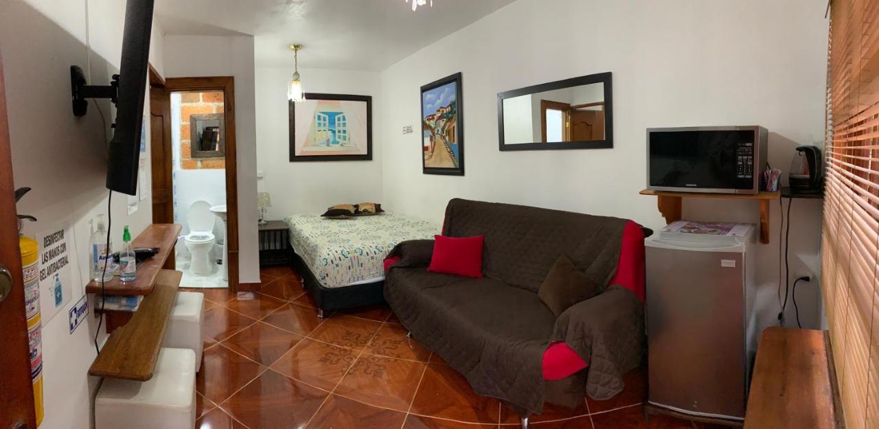 Casa Huespedes El Ensueno Hotel Jardin Exterior photo